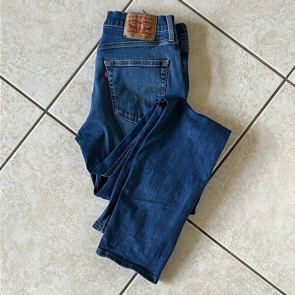 Levi's 511 Denim Blue Jeans. Size 34 x 34. Excellent condition.